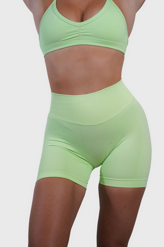 RECOIL SCRUNCH SHORTS - LIME GREEN