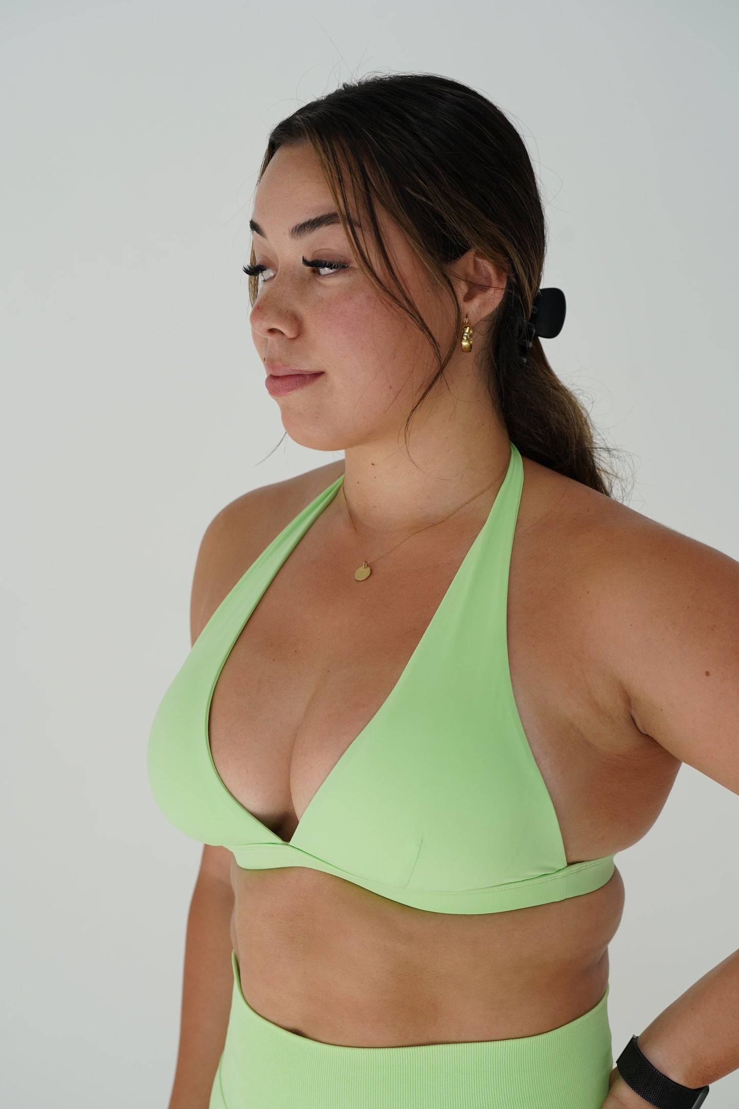 KAYLA CROP - LIME GREEN
