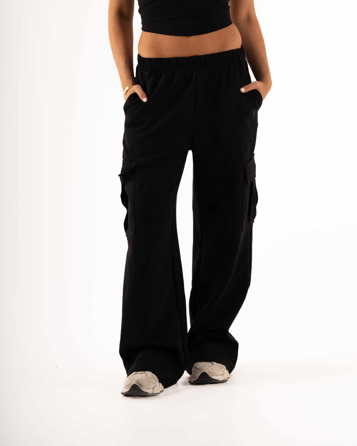 KTP WOMEN'S CARGO JOGGERS - BLACK